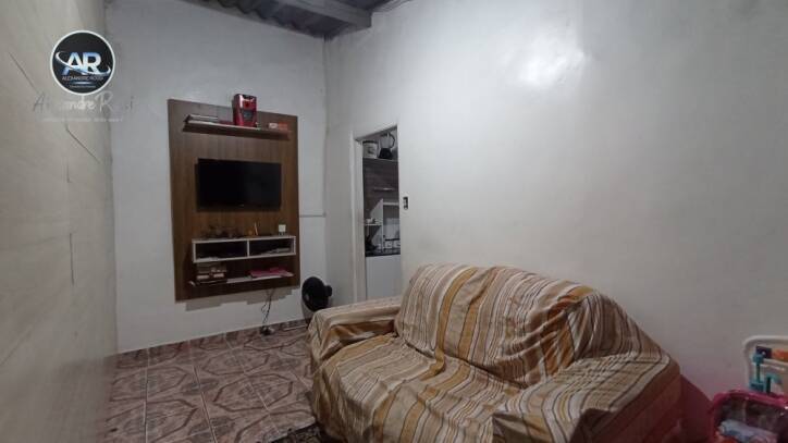 Casa à venda com 1 quarto, 58m² - Foto 5