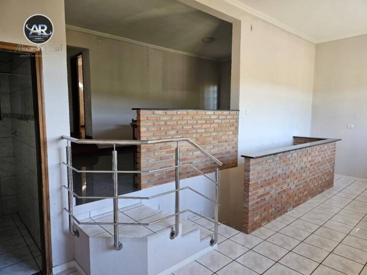 Casa à venda com 4 quartos, 250m² - Foto 14