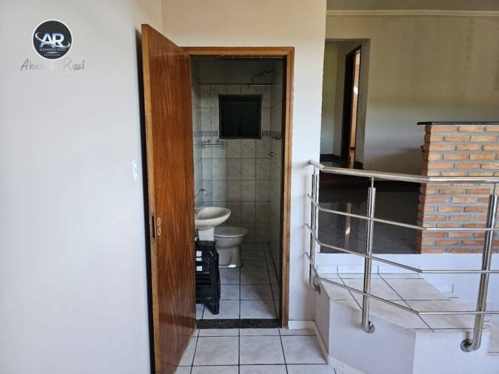 Casa à venda com 4 quartos, 250m² - Foto 17