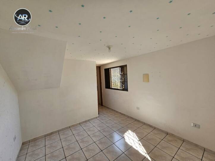 Casa à venda com 4 quartos, 250m² - Foto 21