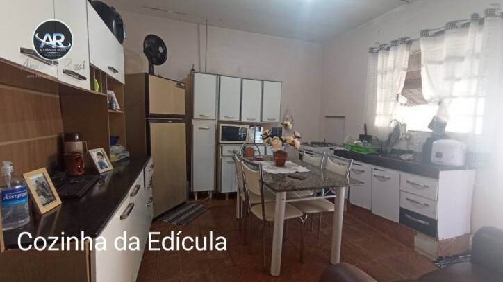 Casa à venda com 2 quartos, 114m² - Foto 13