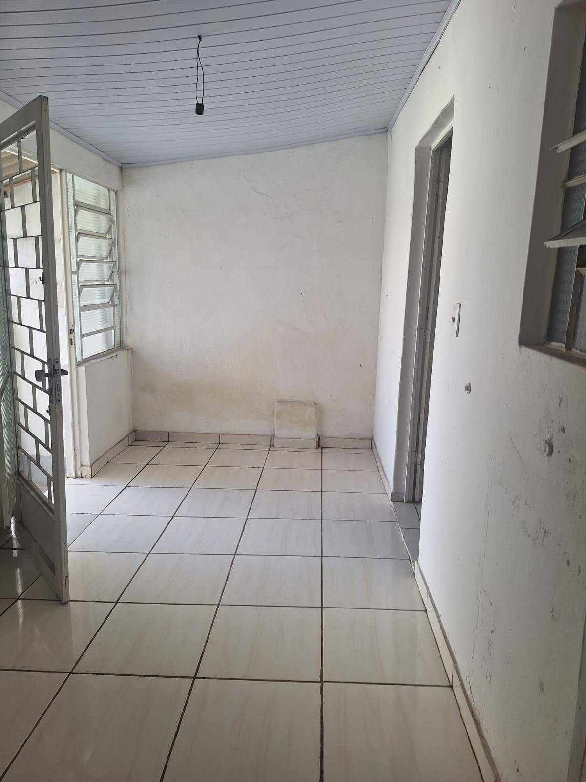 Casa à venda com 3 quartos, 100m² - Foto 13