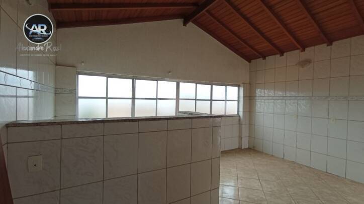 Casa à venda com 2 quartos, 125m² - Foto 22