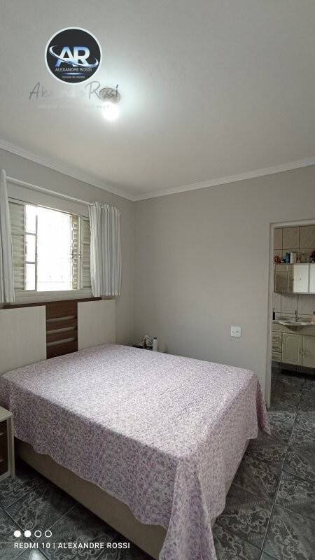 Casa à venda com 3 quartos, 250m² - Foto 13