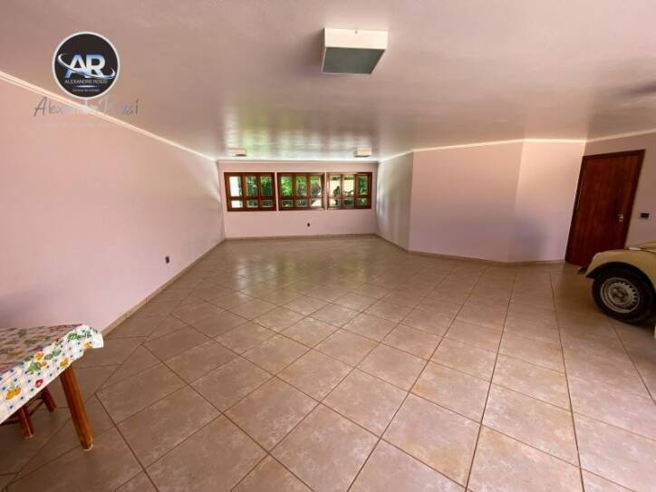 Fazenda à venda com 4 quartos, 2790m² - Foto 13