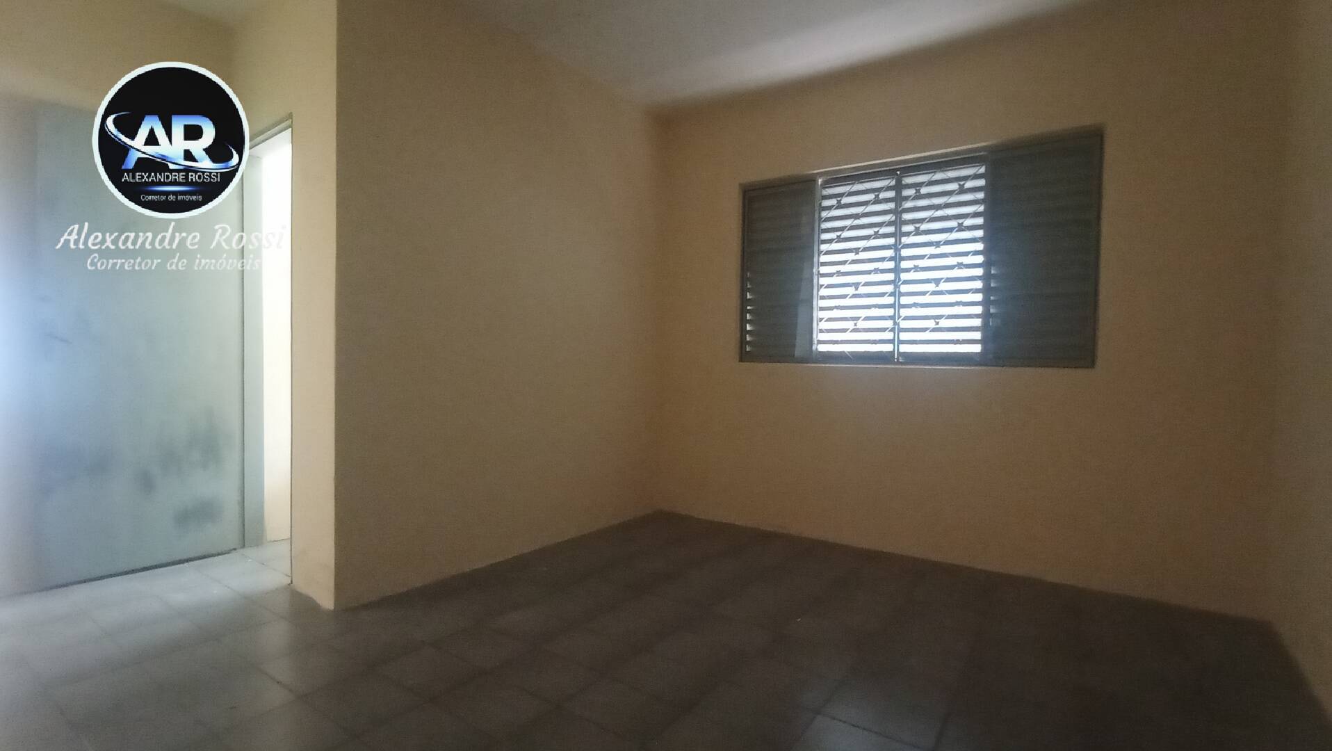 Casa à venda com 1 quarto, 650m² - Foto 12