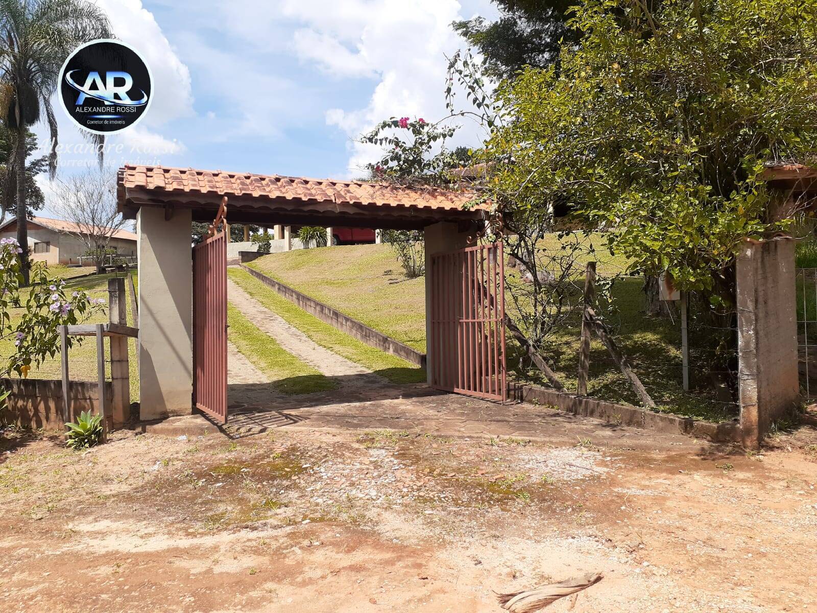 Fazenda à venda com 3 quartos, 400m² - Foto 42