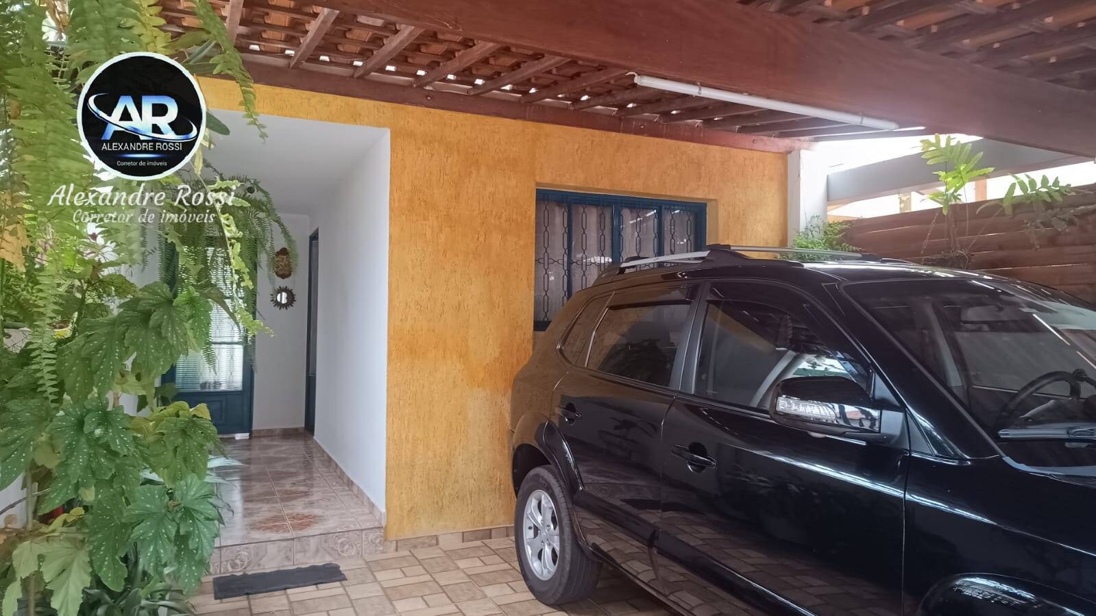 Casa à venda com 3 quartos, 159m² - Foto 2