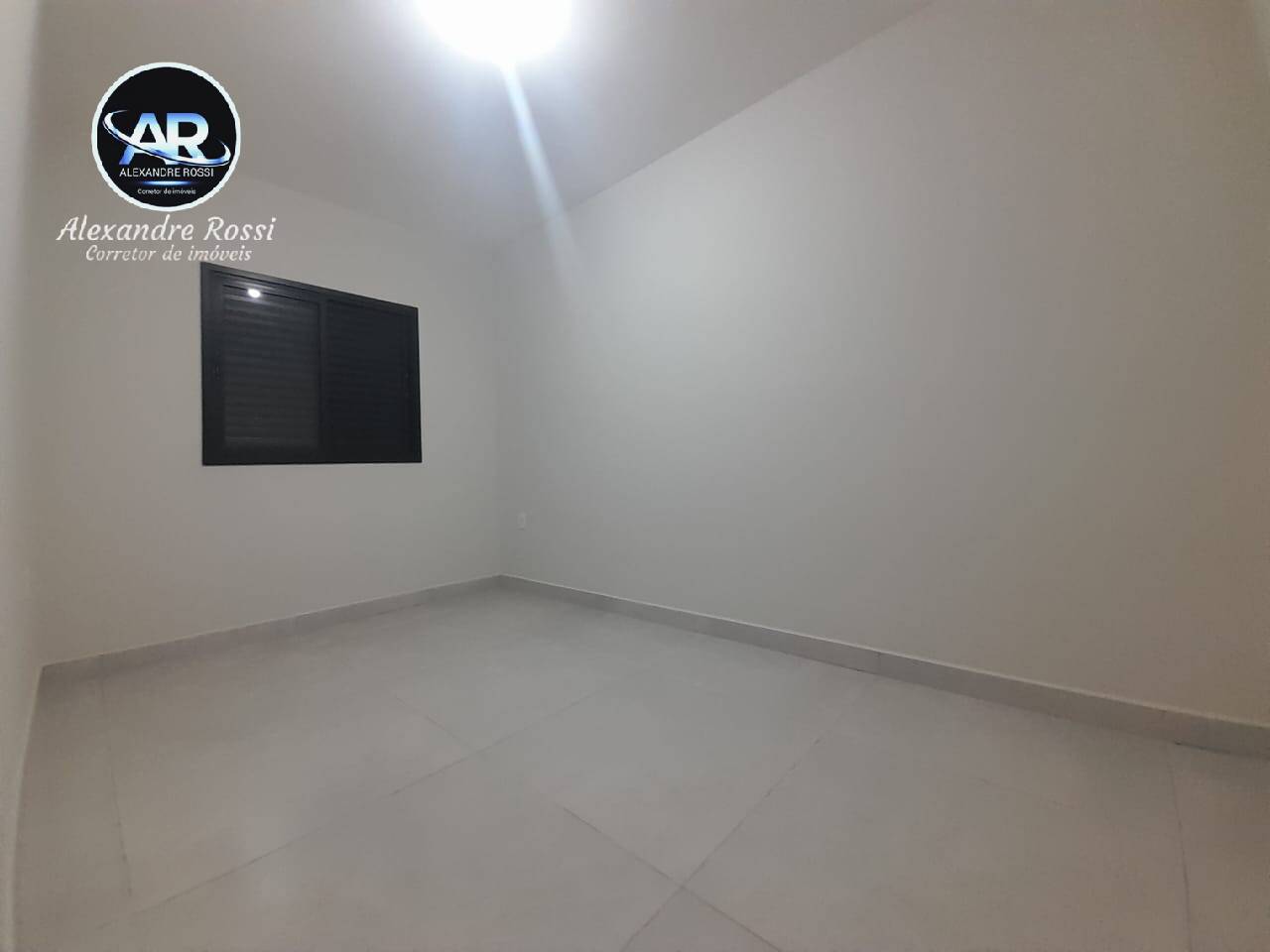 Casa à venda com 3 quartos, 108m² - Foto 12