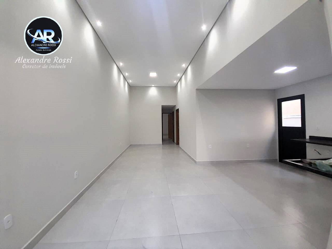 Casa à venda com 3 quartos, 108m² - Foto 4