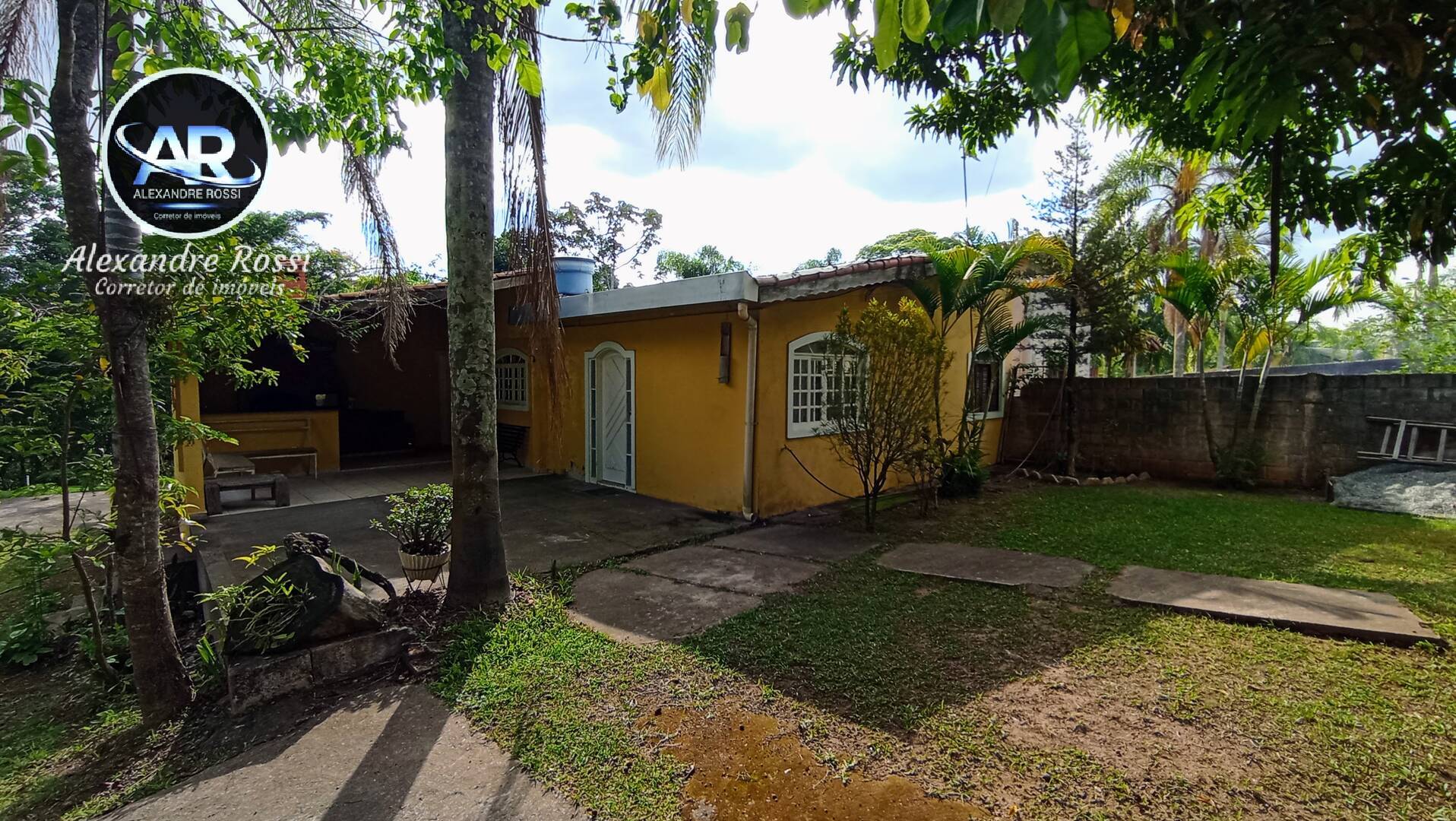 Fazenda à venda com 4 quartos, 260m² - Foto 2