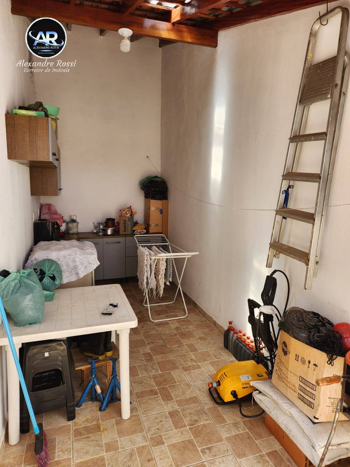 Casa à venda com 2 quartos, 81m² - Foto 15