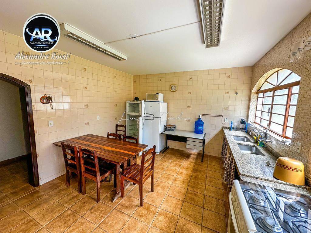 Fazenda à venda com 6 quartos, 1625m² - Foto 13