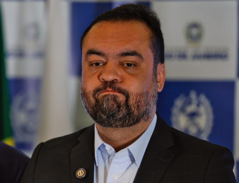Auditoria expõe indícios de “funcionários fantasmas” e leva governo a exonerar mais de 4 mil servidores