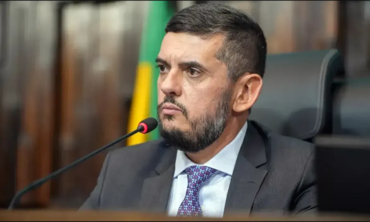 PF aponta indícios de ligação entre Rodrigo Bacellar e grupo investigado por contravenção no Rio