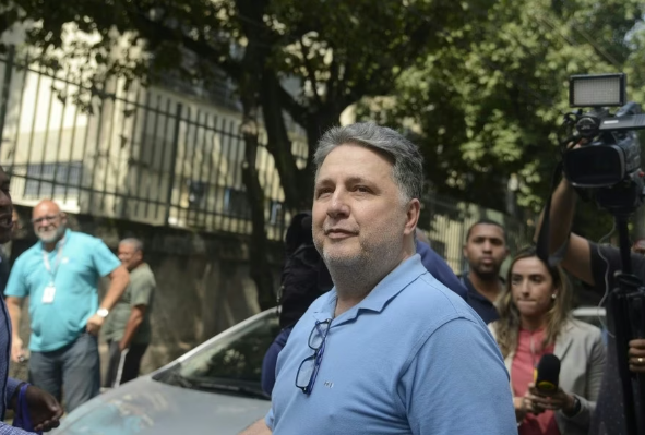 MP pede execução imediata da condenação de Garotinho por improbidade e suspensão dos direitos políticos